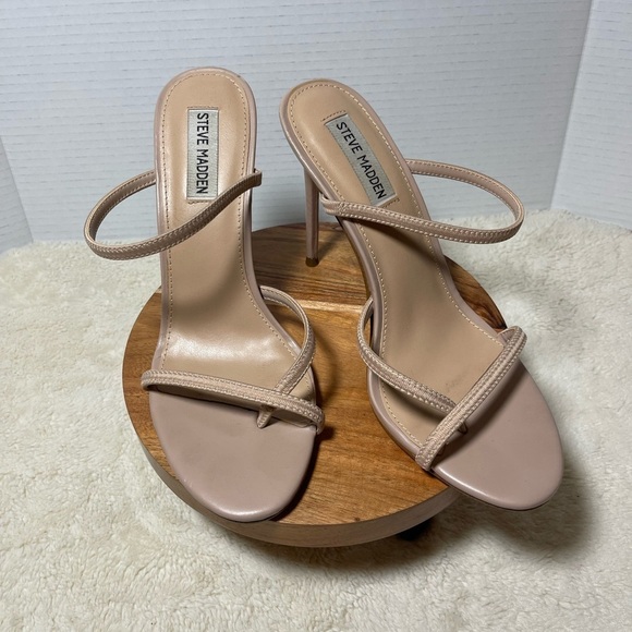 Minimalist Classic Steve Madden Nude Strappy Heels - Picture 2 of 10